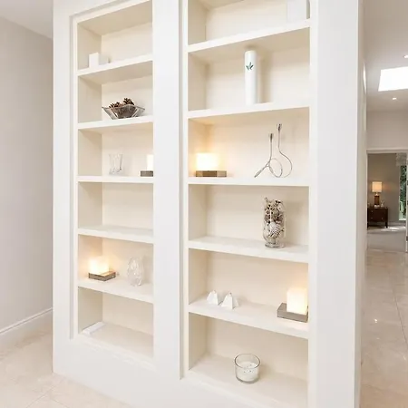Stylish 3br Wiz Private Garden & Parking Dublin