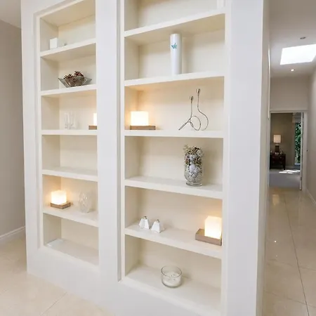 Stylish 3br Wiz Private Garden & Parking